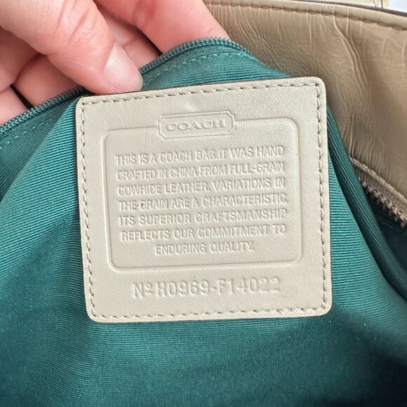 COACH | Chelsea Taupe Patent Leather Tote Satchel Bag F14022 | Cream - Picture 4 of 16